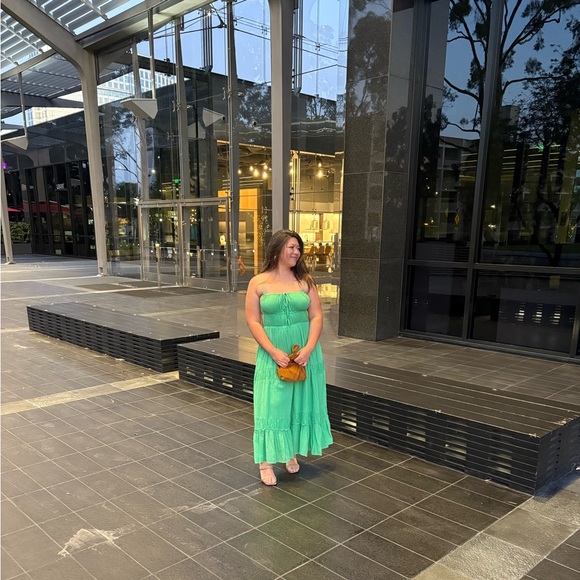 Meet your Posher, Bea - Picture 2 of 3